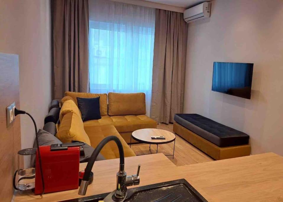 Royal Blue Grand Suite No 4 Piraeus Port Exterior photo